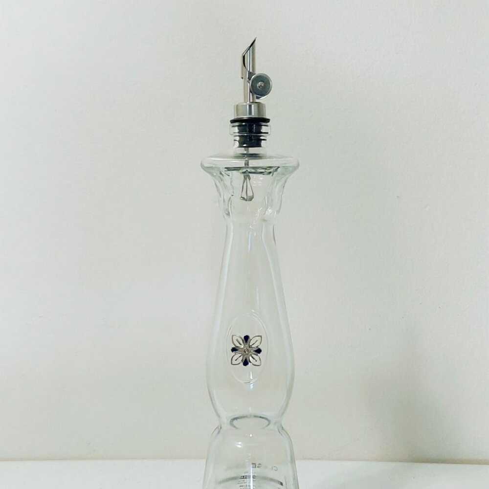 Clear Glass Oil Dispenser Bottle with Stainless Pour Spout